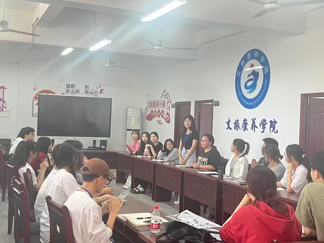 员工会干部换届调研.jpg 员工会干部换届调研.jpg