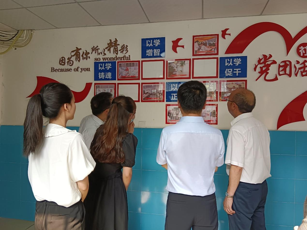 红色文化长廊参观游览体验活动.png 红色文化长廊参观游览体验活动.png