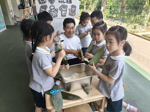 0527陈波大师工作室赴永川区红旗小学开展全民营养周暨“5·20”全国员工营养日系列宣教活动1.jpg