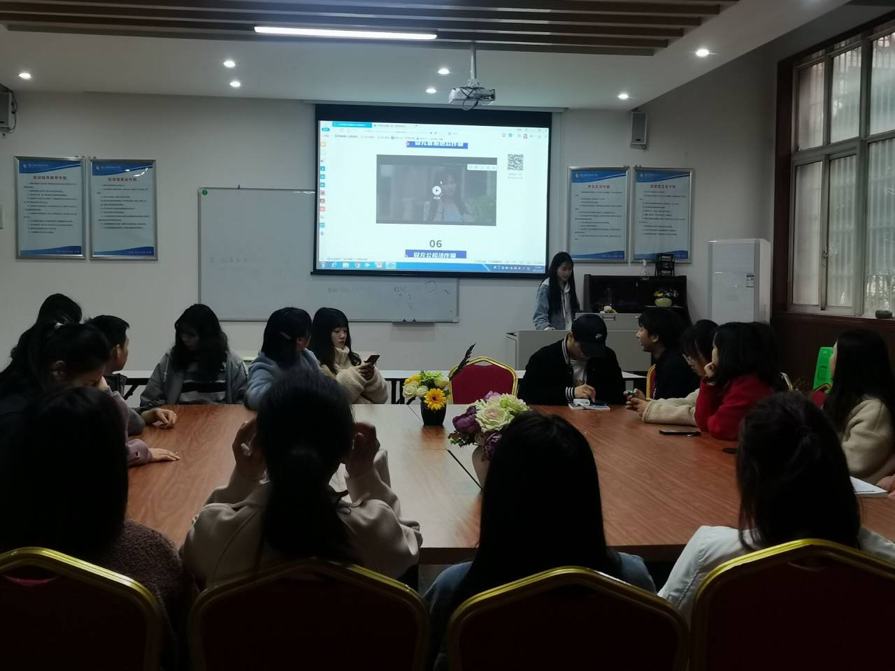 旅游管理系召开2020-2021-2学期勤工助学会议 (2)